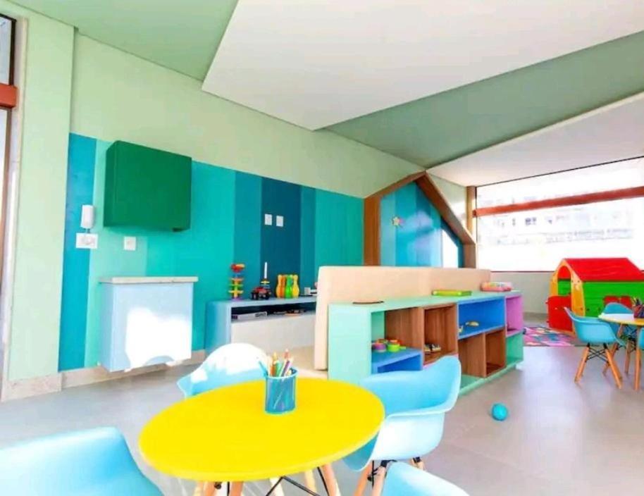 Flat Luxo No Mana Em Muro Alto 4 Pessoas