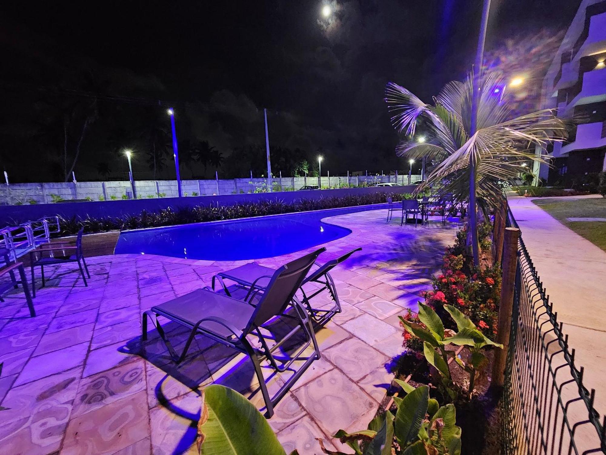 Flat Luxo No Mana Em Muro Alto 4 Pessoas Apartamento *